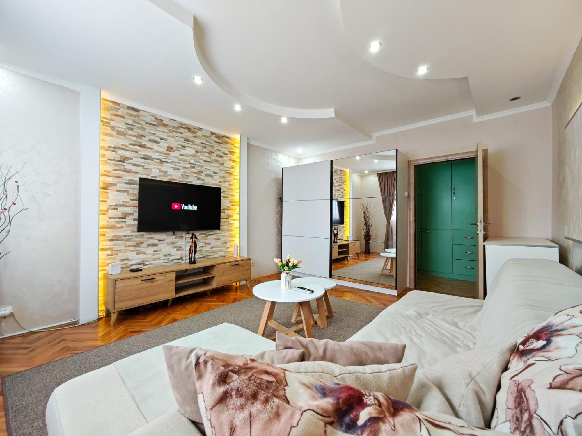 Apartman Julija Donji Milanovac Exterior photo